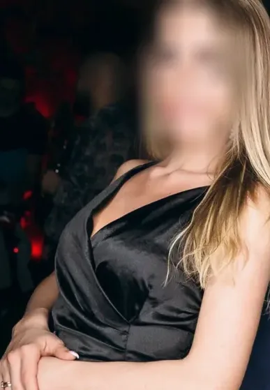 Elif, 35