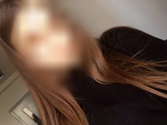 Greta, 24