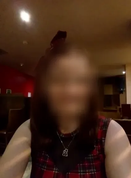 Lilly, 38