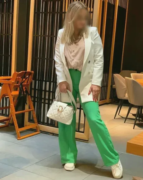 Ramona, 38