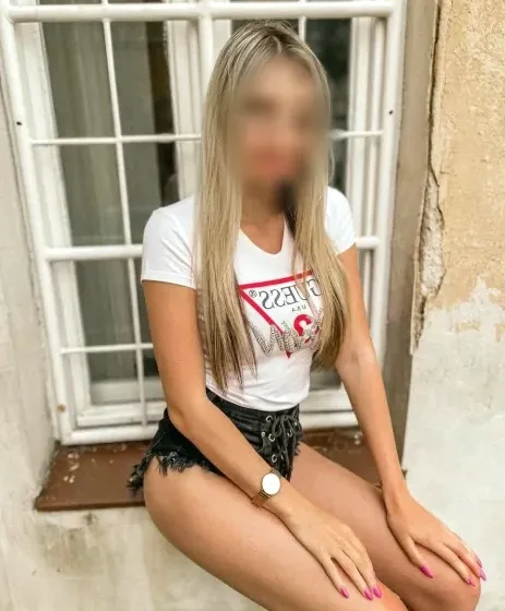 Sophia, 31