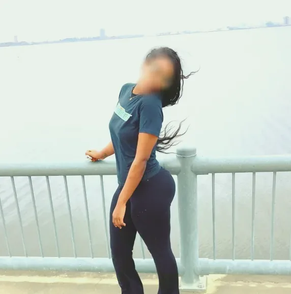 Yasmin, 35